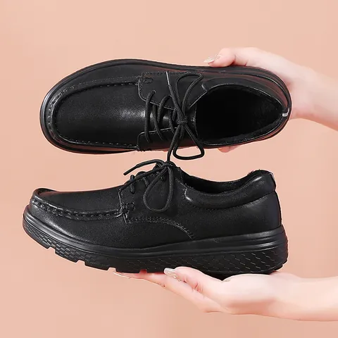 Women Winter Nursing Shoes Genuine Cowhide Leather Fleece Lined Warm Work Shoes Non Slip Platform Professional Shoes