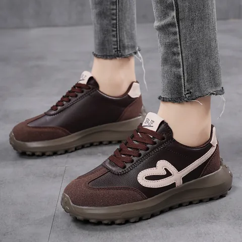 Sneakers GAT Donna Retrò Ricamo Cuore Platform Tacco Nascosto Scarpe Casual Antiscivolo Leggere Moda Calzature