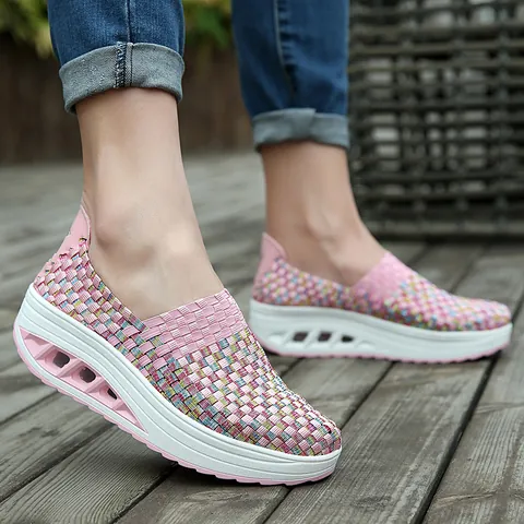 Scarpe Rocker Intrecciate Traspiranti Donna Leggere Sneakers Platform Casual Slip-on Mesh Scarpe da Camminata Taglie Forti