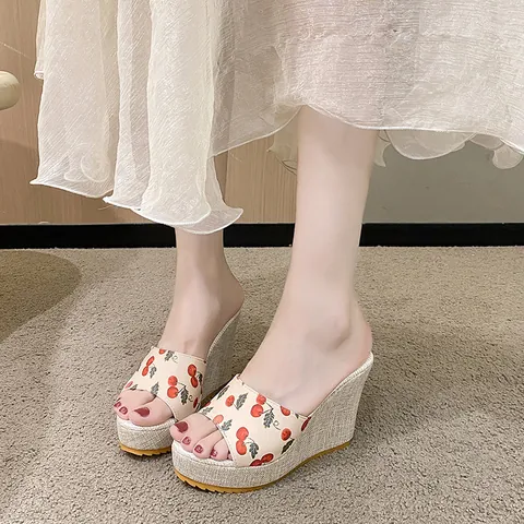 Damen Bestickt Keilsandaletten Plattform Segeltuch Floral Offene Zehen High Heel Hausschuhe Sommer Strand Urlaub Peep Toe Pantoletten