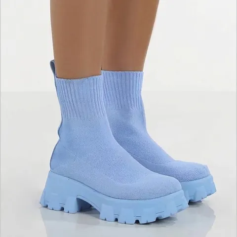 Vrouwen Mode Flyknit Soklaarzen Martin Stijl Ademend Mesh Platform Dikke Zool Enkellaarzen Herfst Casual Outdoor Schoenen