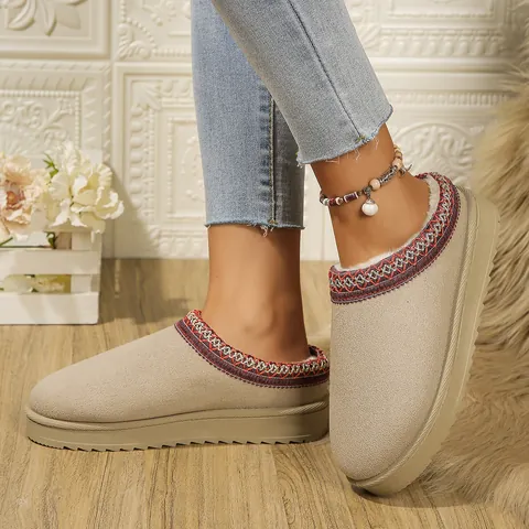 Damen Ethno Bestickte Schneestiefel Hausschuhe Warm Kunstfell Gefütterte Mules Wildleder PU Dicke Sohle Rutschfest Winter Slipper Hausschuhe