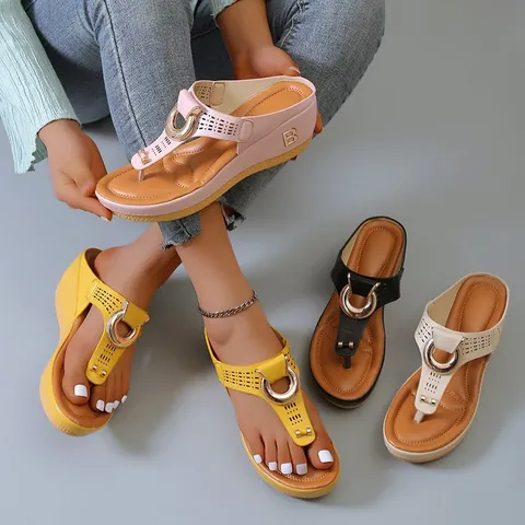Sandalias de Cuña de Verano para Mujer Chancletas de Playa con Plataforma y Hebilla de Metal Pantuflas Decorativas de PU para Mujer