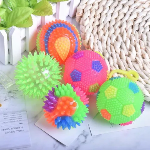 Pet Dog Toy Flashing LED Rubber Ball Squeaky Interactive Training Rainbow Soccer Spiky Ball For Teeth Cleaning Puppy Toy