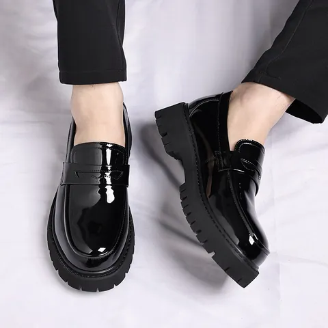 Zapatos Derby de Plataforma de Charol de Estilo Británico para Hombre Punta Redonda Business Casual Suela Gruesa Mocasines Negros