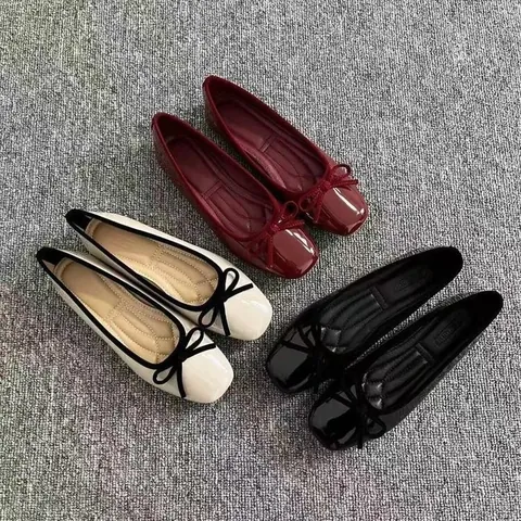 Women's French Style Square Toe Flat Shoes Vintage Bow Patent Leather Shallow Mouth Ballet Flats For Daily Commute Office