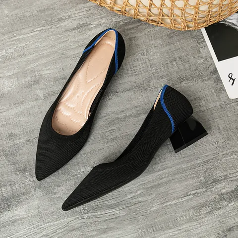 Escarpins à Bout Pointu et Talon Bloc pour Femmes en Tissu Flyknit Tricoté Élégantes Chaussures à Talons Bas pour le Travail