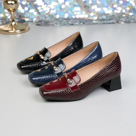 Women Patent Leather Square Toe Block Heel Pumps Crocodile Embossed Horsebit Buckle Office Dress Shoes Plus Size Single Shoes