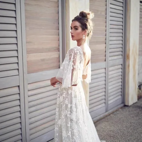 Women Deep V Neck Lace Evening Gown Elegant Backless Mid-Length Flare Sleeve Floral Embroidered White Party Dress Wedding Gown