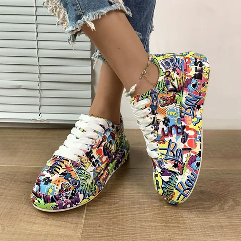 Women's Fashion Graffiti Thick Sole Board Shoes 2023 Spring Casual Lace-up Platform Sneakers Streetwear Printed PU Leather Flat Shoes