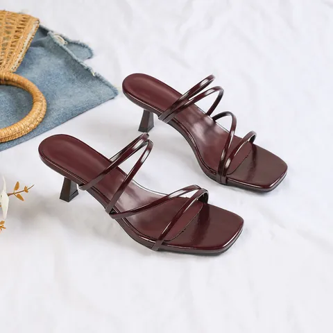 Dames Franse Zachte Stijl Dunne Bandjes Sandalen met Hoge Hak Vierkante Teen Kitten Hak PU Leer Open Teen Slippers