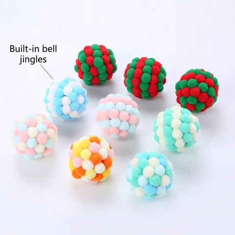 Juguete Interactivo para Gatos Pelota de Peluche Suave Serie Macaron Navidad Pompones con Campana Pluma Mascotas