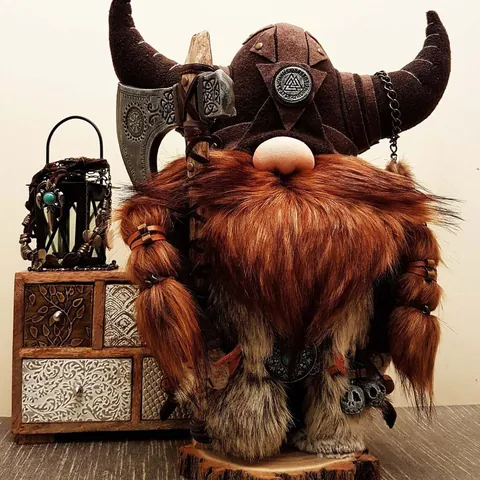 Handmade Viking Warrior Gnome Doll Norse Mythology Resin Ornament With Battle Axe Horned Helmet Home Desktop Decor Gift