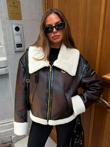 Damen Vintage Braun Wildlederoptik Kunstleder Moto Jacke Mit Dickem Lammfellimitat Futter Patchwork Reißverschluss Kurz Fliegermantel