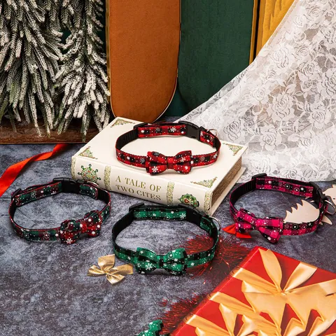 Christmas Pet Collar With Bowtie Buffalo Plaid Snowflake Pattern Adjustable Dog Cat Neckband Festive Holiday Party Decoration Apparel