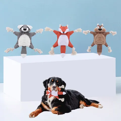 Durable Pet Dog Plush Squeaky Rope Toy Interactive Animal Shape Bite Resistant Squirrel Fox Raccoon Design Teething Toy