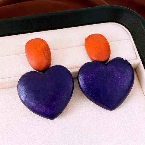 Vintage Wooden Heart Pendant Stud Earrings Purple Orange Contrast Color Silver Earring Post Elegant Niche Jewelry For Women