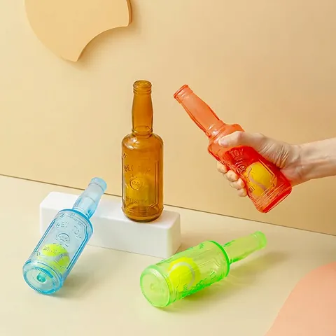 Jouet Sonore pour Chien en Forme de Bouteille de Vin de Simulation Caoutchouc TPR Jouet à Mâcher Molaire Avec Balle de Tennis Intégrée Articles Interactifs pour Animaux