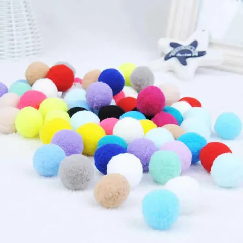 Palline Giocattolo per Gatti in Peluche Colorate 3cm Silenziose Elastiche Interattive Morbidi Pompom per Gatti da Interno