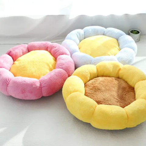 Flower Shaped Plush Pet Bed Soft Polyester Warm Thickened Flower Sunflower Pet Cushion For Indoor Cats Small Dogs Washable Mat