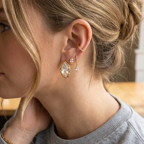 Boucles d'Oreilles Clous de Luxe en Acier Inoxydable Strass Taille Marquise pour Femmes Bijoux Géométriques Minimalistes Plaqué Or