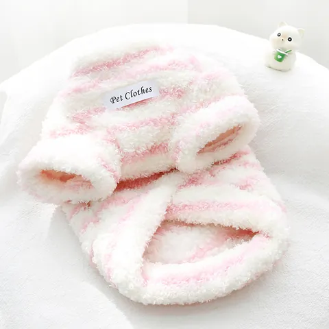 Pull Rayé pour Chien Vêtements d'Hiver Chauds Épaissis pour Petits Chiens Teddy Bichon Loulou de Poméranie Chiot Chaton Pull en Polaire pour Animaux Avec Anneau en D
