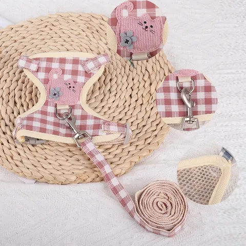 Cotton Plaid Cat Harness And Leash Set Adjustable Escape-Proof Breathable Vest Style Walking Lead For Kittens Small Pets