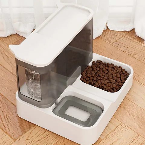 Große Kapazität Haustier Automatischer Futter- und Wasserspender PP Kunststoff Schüssel Set für Katzen Hunde Haustierbedarf