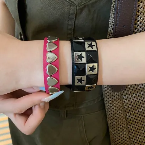 Punk Faux Leather Bracelet For Women Sweet Cool Star Heart Studded Rivet Bangle Gothic Streetwear Fashion Niche Jewelry Gift