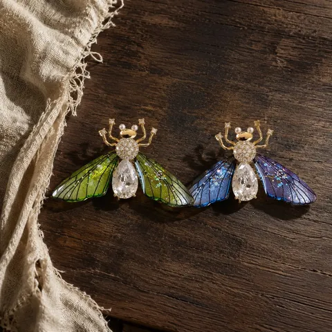 Vintage Legierung Biene Brosche Strass Eingelegt Künstliche Perle Transparente Verlauf Flügel Insekt Pin Schmuck Für Damen