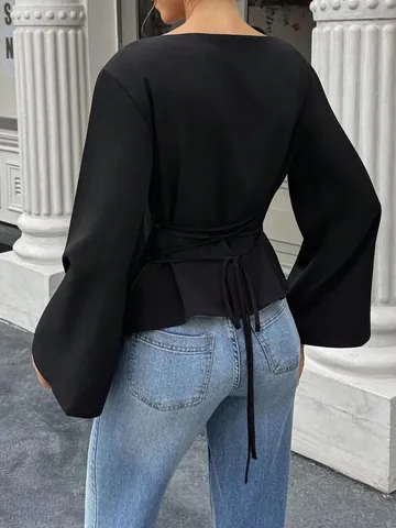 Maglietta da Donna Elegante con Scollo a Barca e Maniche a Campana Vita Sottile Tinta Unita Streetwear Top a Maniche Lunghe in Poliestere