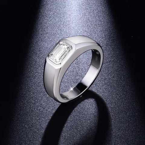Anello Moissanite Taglio Smeraldo per Uomo in Argento Sterling 925 Colore D Diamante di Laboratorio Elegante Fascia Matrimonio
