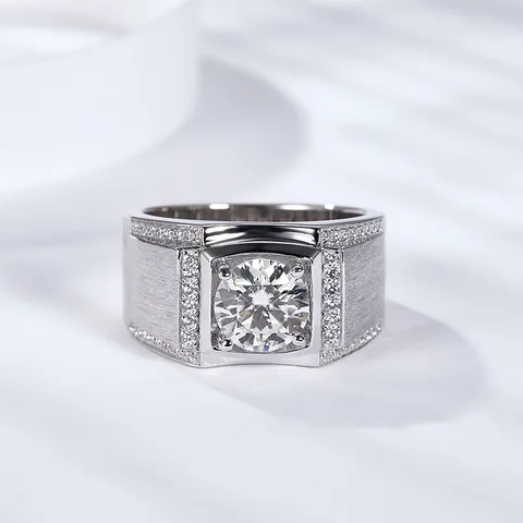 Anillo de Moissanita para Hombre Bañado en Plata Oro Blanco 18K Banda Cepillada Certificado GRA Joyería de Boda