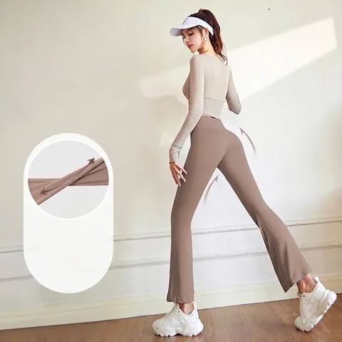 Conjunto de Yoga de Cintura Alta Levanta Glúteos para Mujer Poliéster Spandex Transpirable Camiseta de Manga Larga y Pantalones Acampanados Traje de Fitness Deportivo
