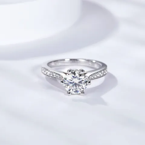 Anillo de Piedra Danzante de Moissanita de Un Quilate Certificado GRA en Plata de Ley S925 con Engaste de Seis Garras Anillo de Compromiso Giratorio para Mujer