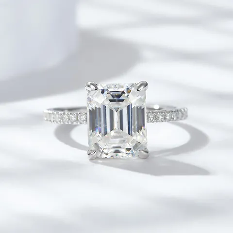 Lussuoso Anello in Moissanite Taglio Smeraldo in Argento Sterling S925 Fascia di Fidanzamento per Donna Pavé Gioielli Nuziali Con GRA