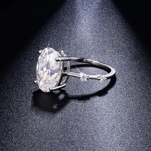 Klassischer Ovaler Moissanit Ring 925 Sterlingsilber 18K Vergoldet GRA Zertifiziert D Farbe VVS1 Eleganter Verlobungsring Damen