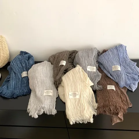 Women's Autumn Winter Warm Long Pleated Scarf Solid Color Polyester Cotton Linen Feel Scarf With Tassels Casual Shawl Wrap