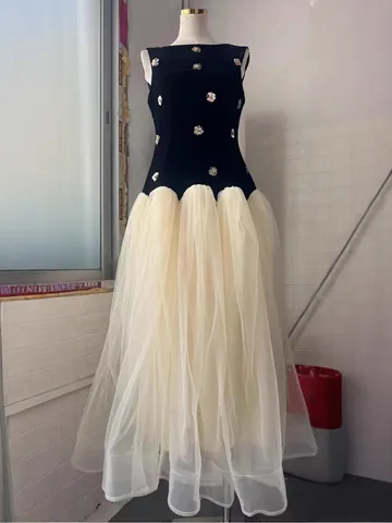 Hepburn Style Sleeveless Patchwork Mesh Maxi Dress For Women Elegant Banquet Party 3D Flower Velvet Tulle Dress