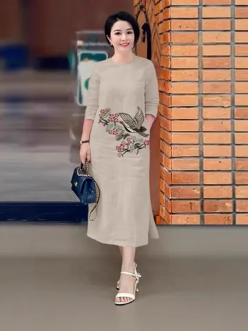 Robe Midi Femme Élégante Brodée Fleurs Oiseaux Grande Taille Ample Polyester Col Rond Manches Neuf Quarts Patchwork