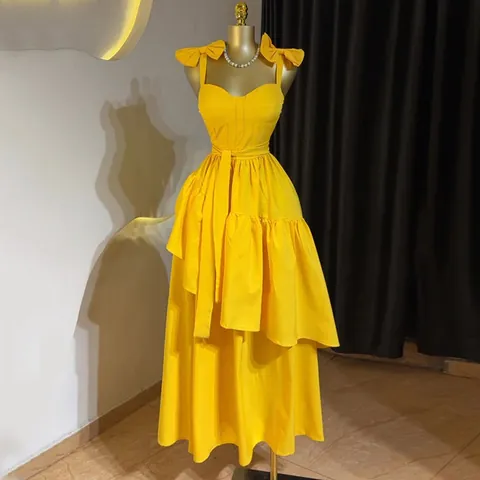 Robe Midi Femme à Bretelles à Nœud Taille Haute Ourlet Irrégulier Élégante Sans Manches Robe de Soirée Unie