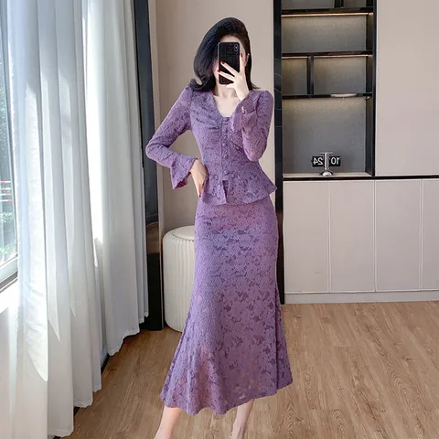 Damen V-Ausschnitt Glockenärmel Spitze Oberteil Und Fischschwanz Rock Elegant Koreanischer Stil Slim Fit Dating Outfit Für Damen