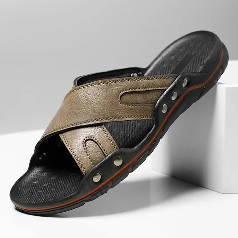 Herren Rindsleder Slides Überkreuzte Riemen Strand Sandalen Rutschfest Gummisohle Lässige Outdoor Hausschuhe Mit Nieten Übergröße