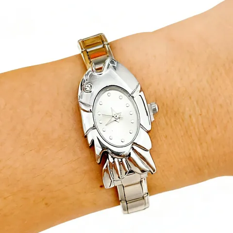 Vintage Women's Quartz Watch Irregular Fish Shell Shape Case Gold Tone Alloy Rhinestone Decorative Fashion Dress Wristwatch