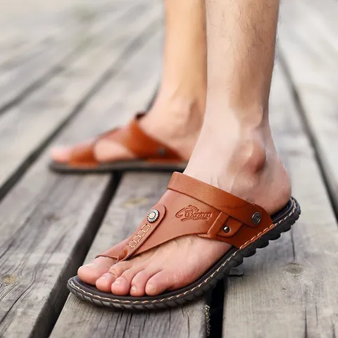 Herren Sommer Outdoor Sandalen Mikrofaserleder Atmungsaktiv Lässige Strandschuhe Dual-Use Flip Flops Slip-on Sandalen Für Männer