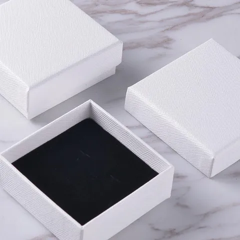 White Square Jewelry Packaging Gift Box for Necklaces Bracelets Rings With Black Velvet Insert Textured Paper Jewelry Case
