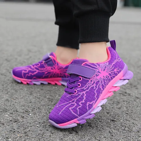 Kids Boys Flyknit Mesh Running Shoes Breathable Non Slip Lightweight Sneakers For Sport Casual Outdoor Comfortable Athletic Shoes