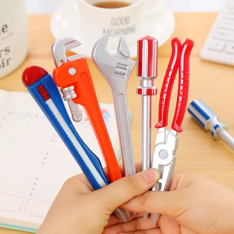 Creative Hardware Tool Shaped Magnetic Ballpoint Pen Wrench Hammer Pliers Screwdriver Shape Personalized Student Office Writing Gift Pen