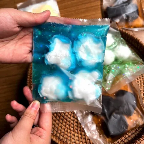 Handmade Crunchy Squishy Ball Stress Relief Toy Glitter Liquid Bursting Squeeze Bag Toy For Adults Kids Relaxation