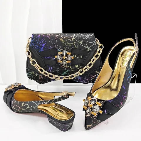 Ensemble Chaussures et Sac Assorti Femme Luxueux Holographique Bout Pointu Petit Talon Carré Strass Fleur pour Banquet Fête
